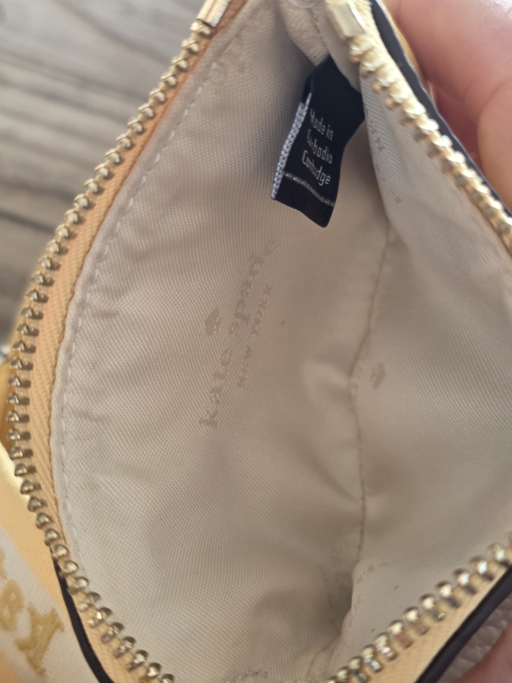 kate spade Emma Colorblock Pebbled Leather Large Crossbody Buttermilk Glaze Mult - Picture 6 of 10